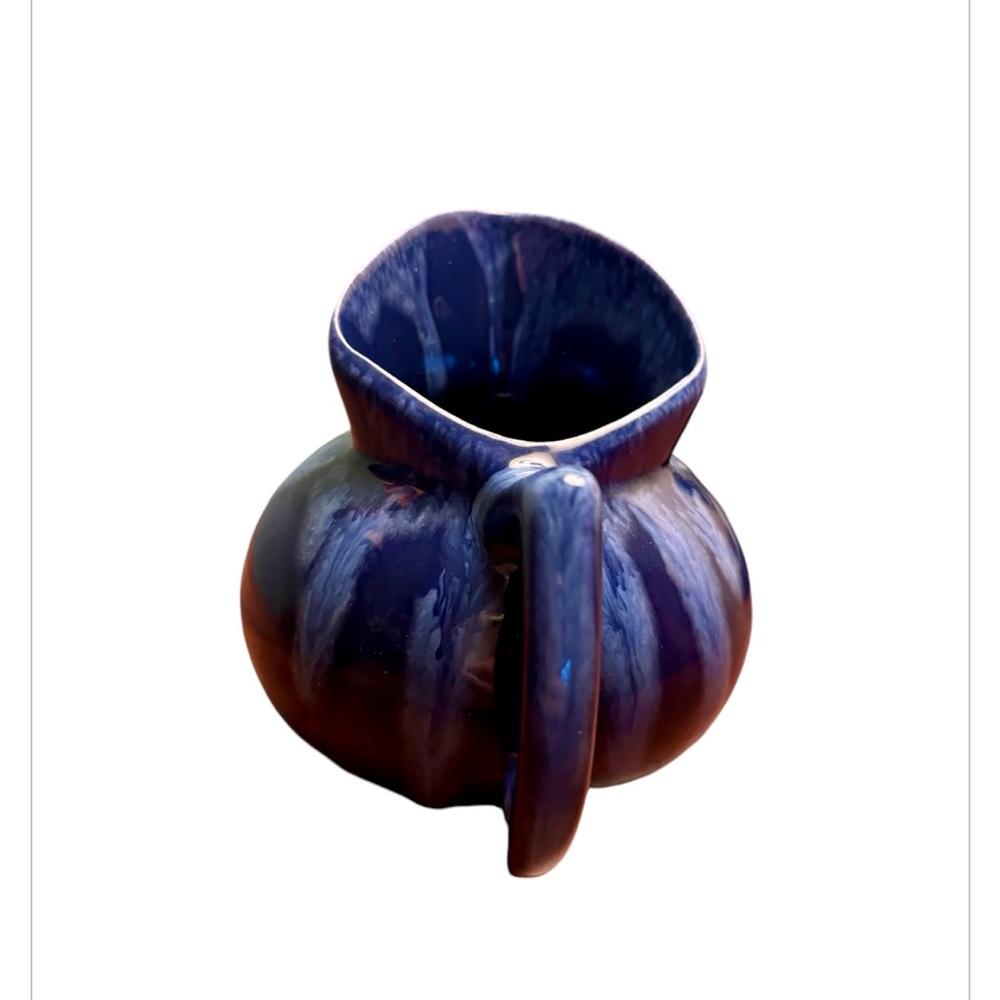 Vintage Artist Signed Blue Drip Studio Pottery Creamer. - Picture 4 of 7